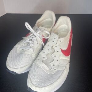 NIKE CHALLENGER OG WHITE UNIVERSITY RED